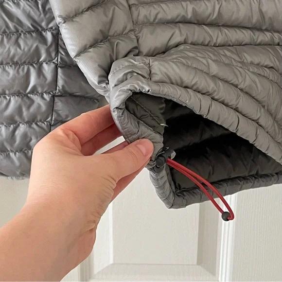 L.L. Bean Women's Ultralight 850 Down Jacket, Gray, Size XL, Downtek Pertex - Picture 9 of 14